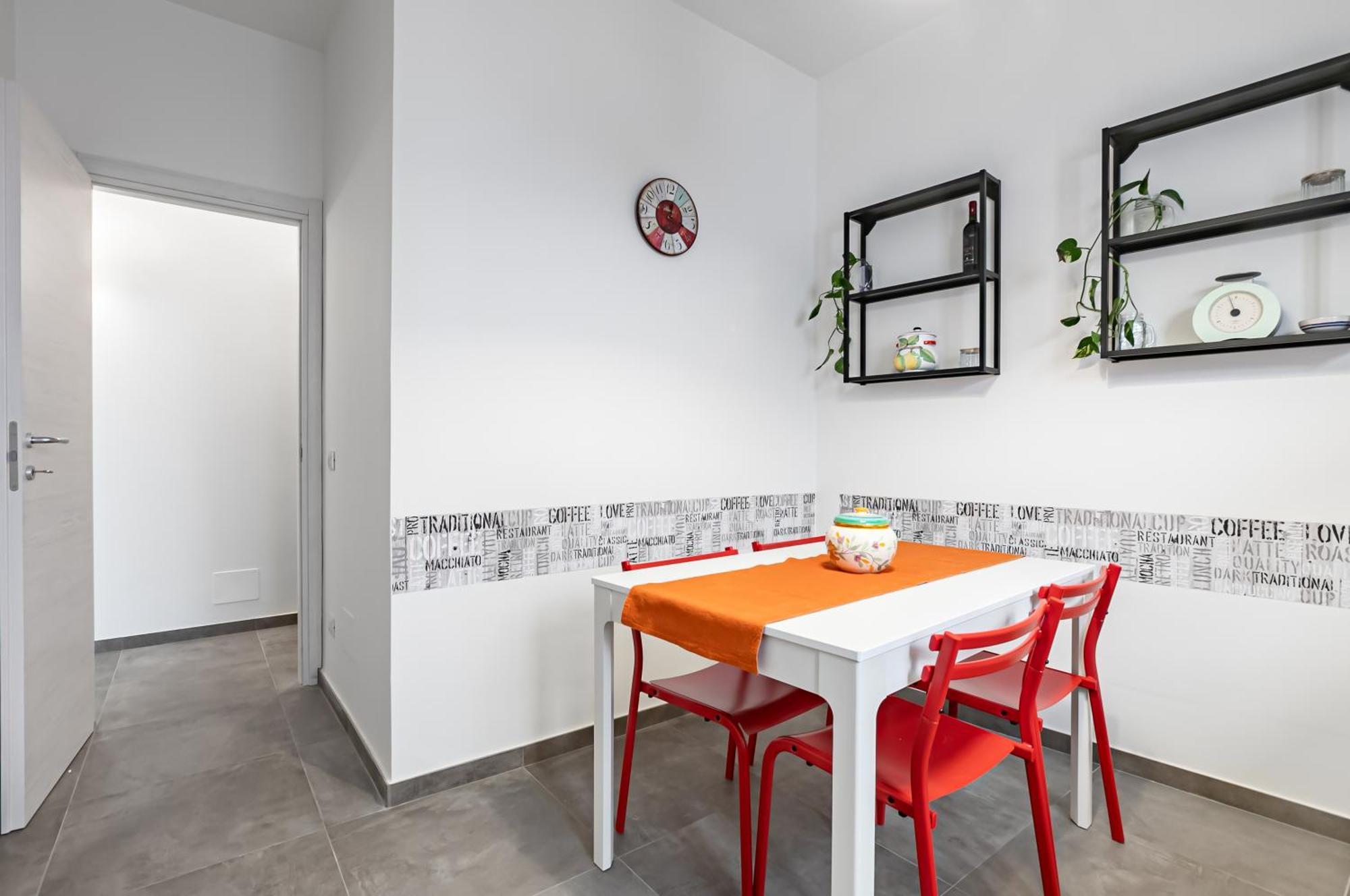 Palazzo Dei Normanni & Ballaro Roomy Modern X9 Apartment